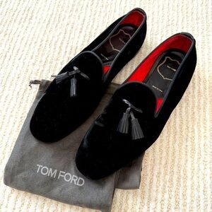Men's Tom Ford Black Velvet Dress Shoe Loafers - size 11
